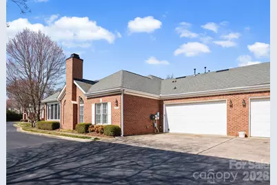 8348 Highland Glen Drive, Charlotte, NC 28269 - Photo 2