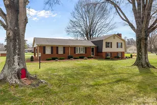 1070 Dunns Mountain Rd, Salisbury, NC 28146 - Photo 4