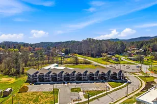 143 Carver St, Brevard, NC 28712 - Photo 2