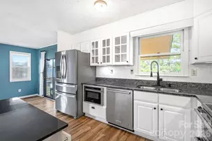 28 Westview Ln, Weaverville, NC 28787 - Photo 6