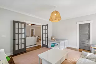 2221 Kenmore Ave, Charlotte, NC 28204 - Photo 16