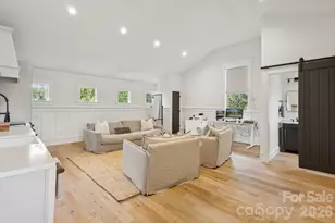 2221 Kenmore Ave, Charlotte, NC 28204 - Photo 26