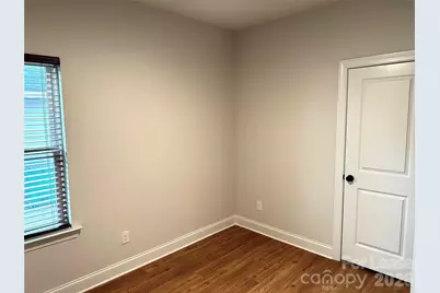 521 N Linwood Avenue, Charlotte, NC 28216 - Photo 32