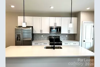 521 N Linwood Avenue, Charlotte, NC 28216 - Photo 8