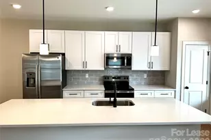 521 N Linwood Ave, Charlotte, NC 28216 - Photo 8