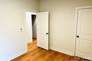 521 N Linwood Ave, Charlotte, NC 28216 - Photo 26