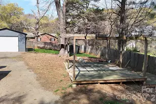 2988 Laboratory Rd, Lincolnton, NC 28092 - Photo 28