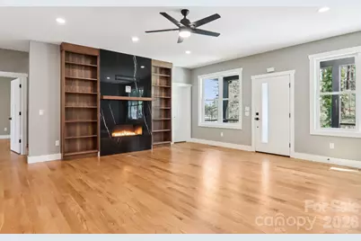 903 Lennox Park Drive, Hendersonville, NC 28739 - Photo 10