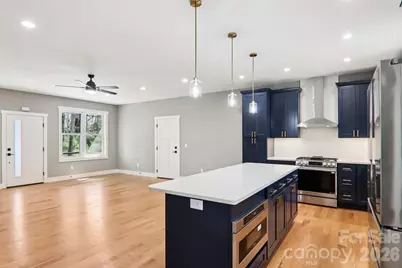 903 Lennox Park Drive, Hendersonville, NC 28739 - Photo 16