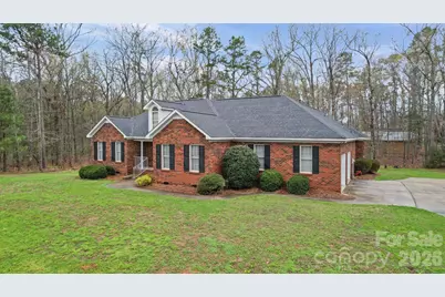 410 W Elm Street, Wingate, NC 28174 - Photo 6