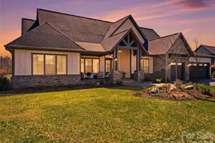 717 Daniel Cir Dr, Mills River, NC 28759 - Photo 2