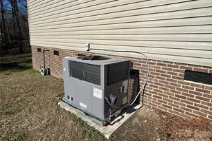 208 Poplar St, Heath Springs, SC 29058 - Photo 16