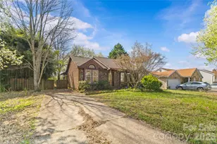 11826 Merriweather Dr, Charlotte, NC 28273 - Photo 4