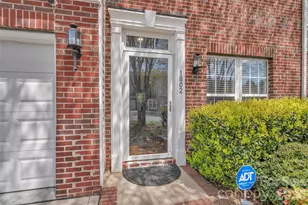 1802 Robinwood Village Dr, Gastonia, NC 28054 - Photo 4