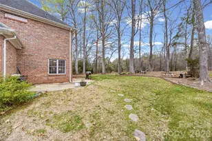 215 Ballard Ct, Fort Mill, SC 29715 - Photo 32