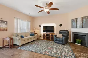 2345 Calabassas Ln, Matthews, NC 28105 - Photo 14