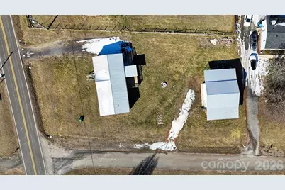 4610 Deal Road, Claremont, NC 28610 - Photo 8