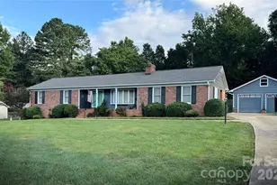 105 Terrace Pl, Lincolnton, NC 28092 - Photo 1