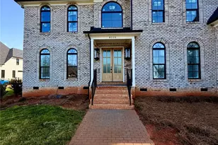 8110 Rolling Fields Rd, Charlotte, NC 28227 - Photo 6