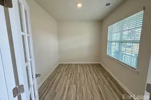 1830 Vanderlyn St, Monroe, NC 28112 - Photo 6