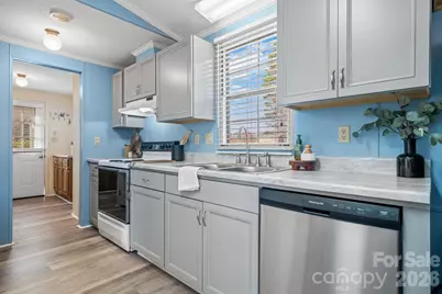 120 College Circle, Connelly Springs, NC 28612 - Photo 8