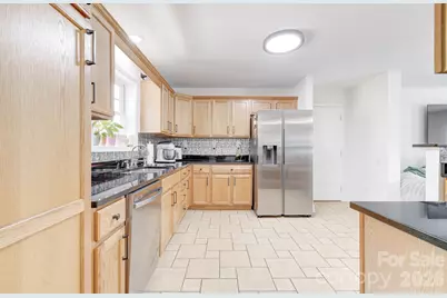 122 Loggers Run, Hendersonville, NC 28739 - Photo 18