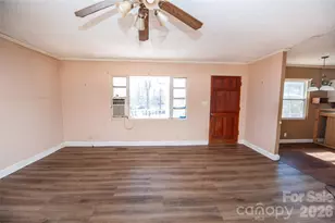 525 E Mills St, Columbus, NC 28722 - Photo 8