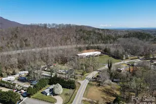 525 E Mills St, Columbus, NC 28722 - Photo 40