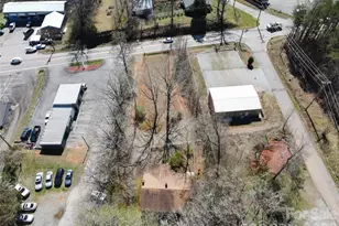 525 E Mills St, Columbus, NC 28722 - Photo 42