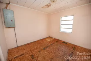 525 E Mills St, Columbus, NC 28722 - Photo 24