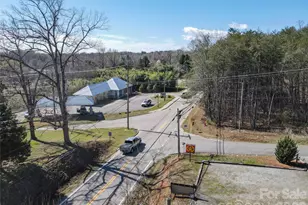 525 E Mills St, Columbus, NC 28722 - Photo 36