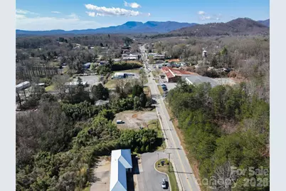 525 E Mills Street, Columbus, NC 28722 - Photo 38