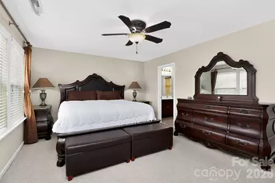 15531 Lakepoint Forest Drive, Charlotte, NC 28278 - Photo 22