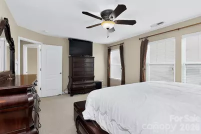 15531 Lakepoint Forest Drive, Charlotte, NC 28278 - Photo 24