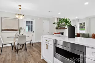 2425 Bergen Ct, Charlotte, NC 28210 - Photo 12