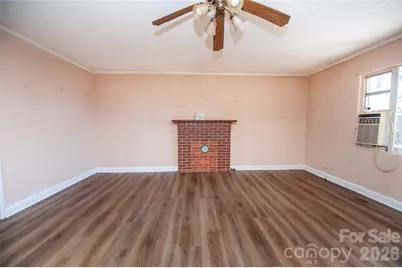 525 E Mills Street E, Columbus, NC 28722 - Photo 8