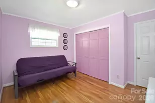 308 Lakeview Dr, Deep Gap, NC 28618 - Photo 44