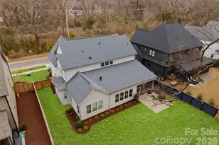 1527 St George St, Charlotte, NC 28205 - Photo 4