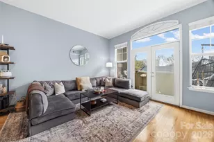 405 W 7th St, Charlotte, NC 28202 - Photo 12