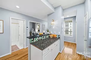 405 W 7th St, Charlotte, NC 28202 - Photo 6