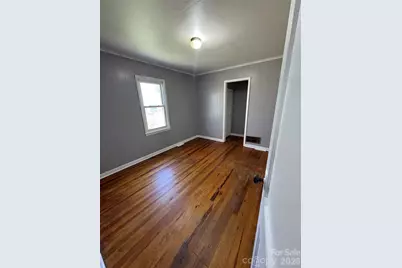 80 English Street, Spruce Pine, NC 28777 - Photo 4