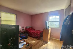 203 Brentwood Rd, Morganton, NC 28655 - Photo 6