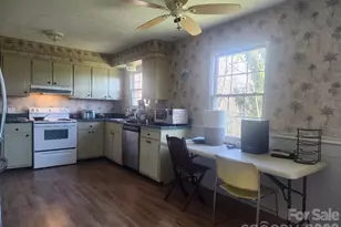 203 Brentwood Rd, Morganton, NC 28655 - Photo 4