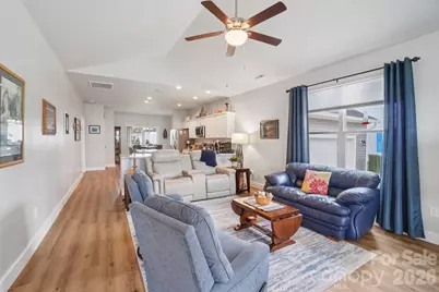 244 Beechnut Drive, Hendersonville, NC 28739 - Photo 8