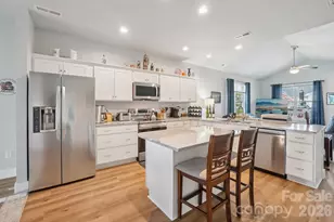 244 Beechnut Dr, Hendersonville, NC 28739 - Photo 10