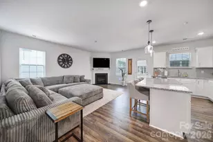 164 N Hill Ln, Troutman, NC 28166 - Photo 4