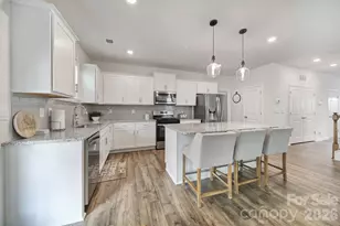 164 N Hill Ln, Troutman, NC 28166 - Photo 2