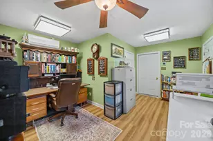 229 N Race St, Statesville, NC 28677 - Photo 36