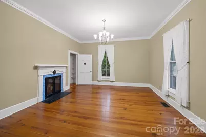 229 N Race Street, Statesville, NC 28677 - Photo 10