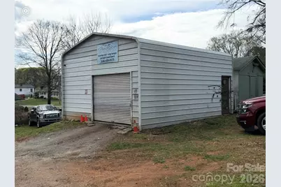 119 Collins Avenue, Forest City, NC 28043 - Photo 10